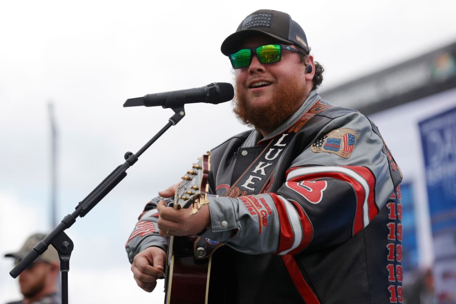 Luke Combs Forever After All video