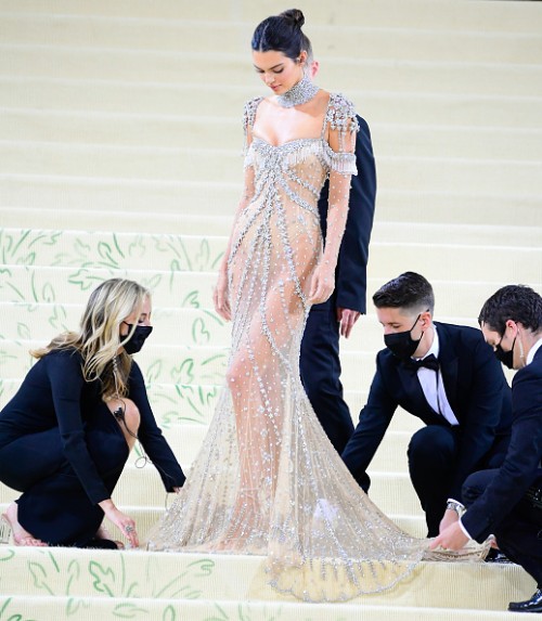 Kendall Jenner Channels Audrey Hepburn in "My Fair Lady" Inspired Met Dress