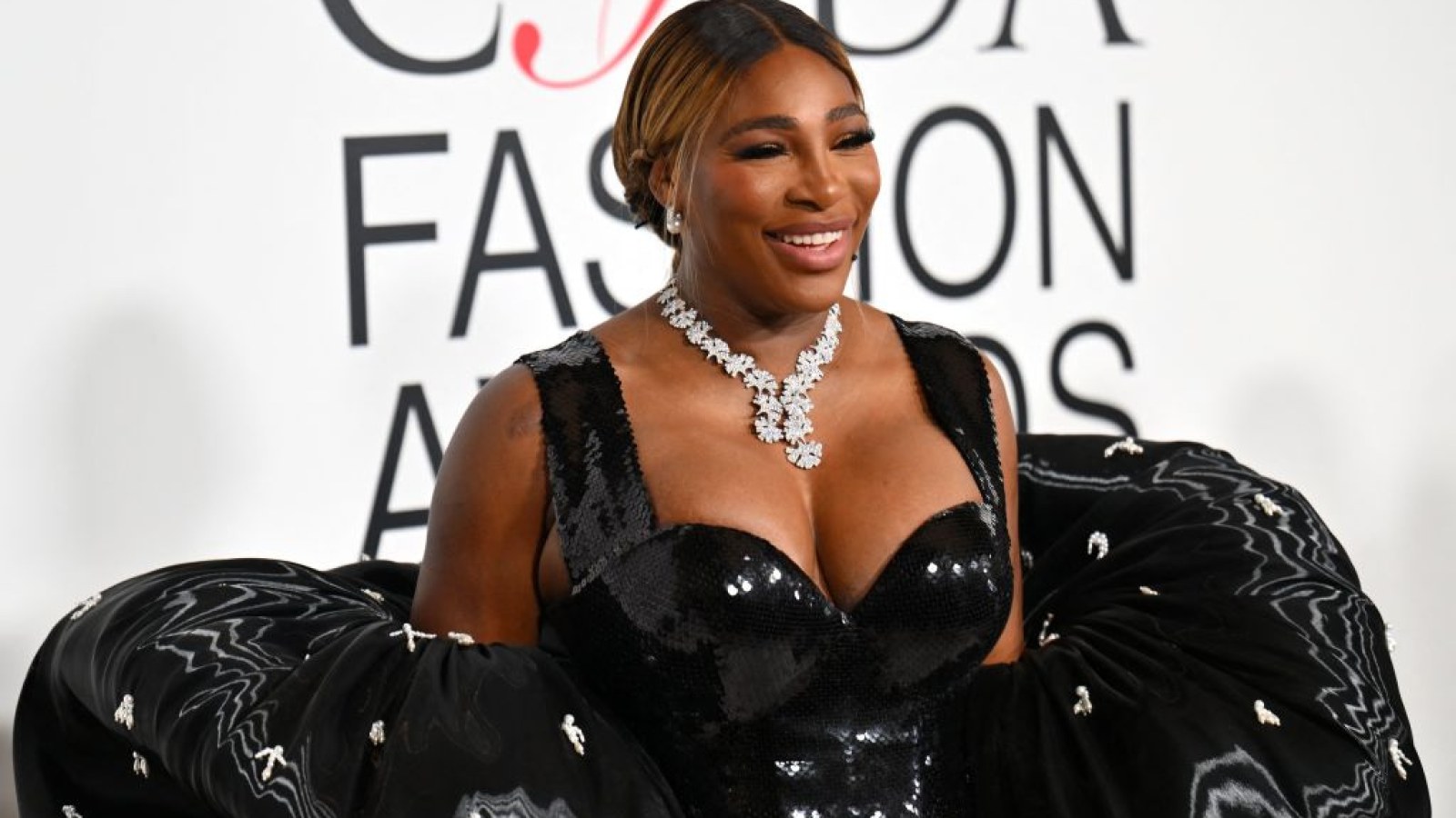 Serena Williams Accused Of Bleaching Her Skin To Fit In With Her Husband's 'White Friends'