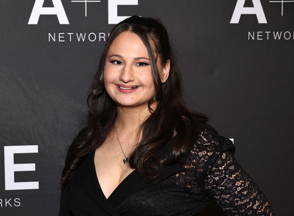 Gypsy Rose Blanchard Gives Birth to Her First Baby Exactly One Year ...