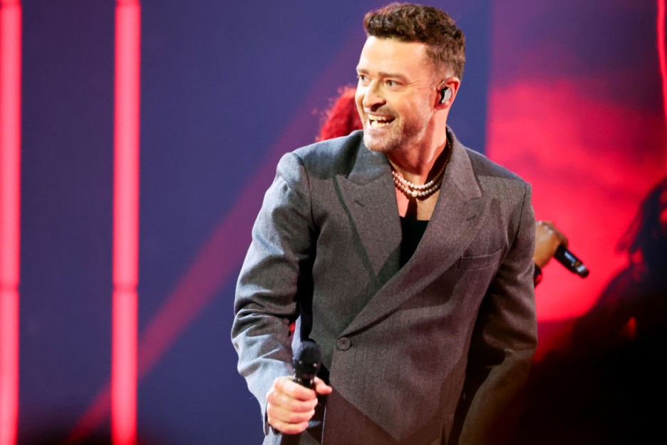 Justin Timberlake Looks Unrecognizable from His ‘Golden Boy’ Days Amid