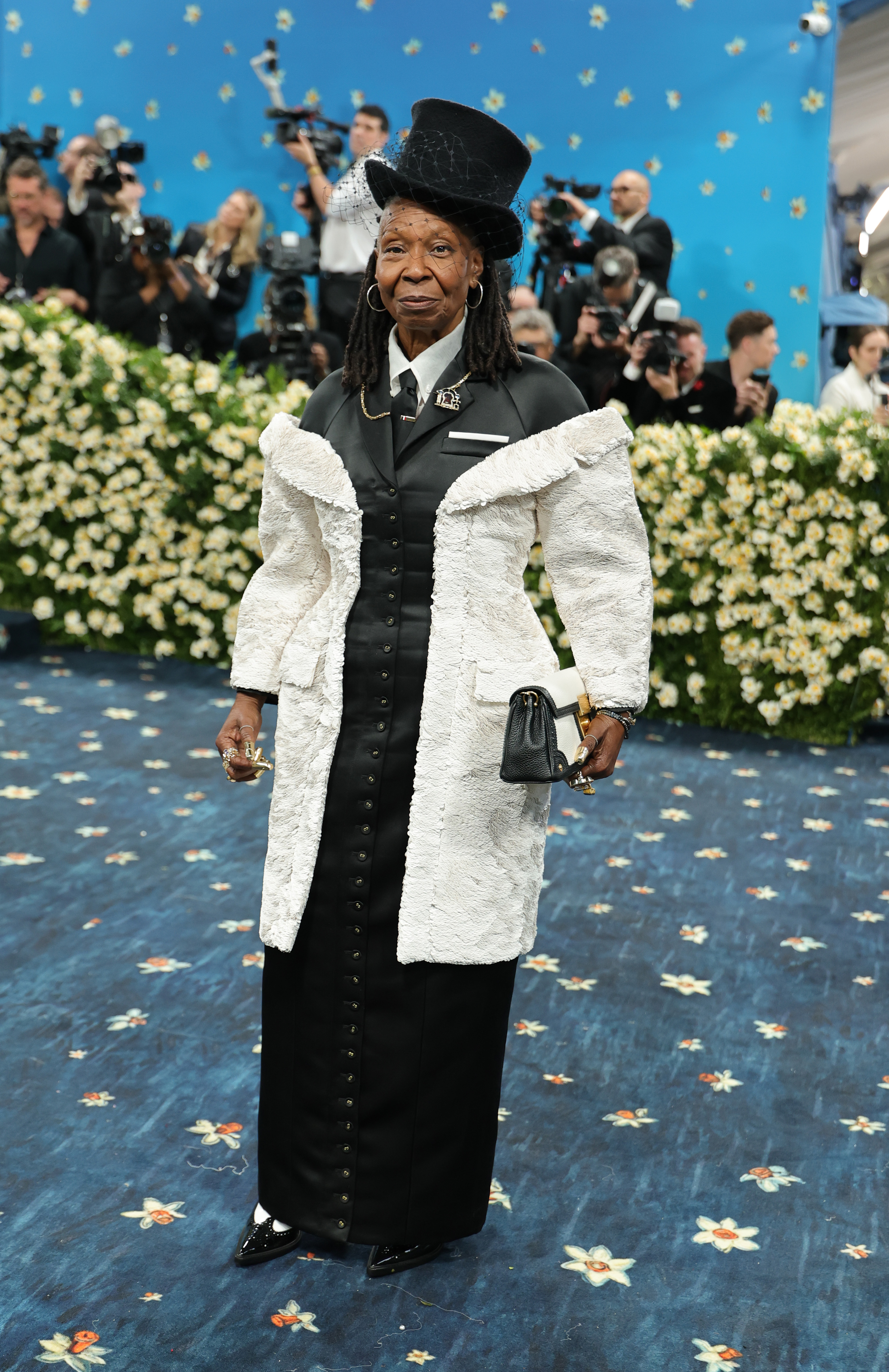 Met Gala 2025 Whoopi Goldbergs Best Dresses Met Gala 2025 Whoopi Goldbergs Best Dresses