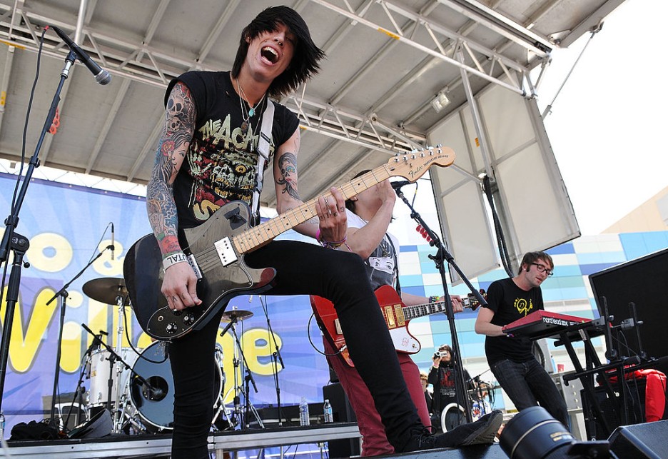 Trace Cyrus Accuses Billy Ray of Choosing Fame Over Family