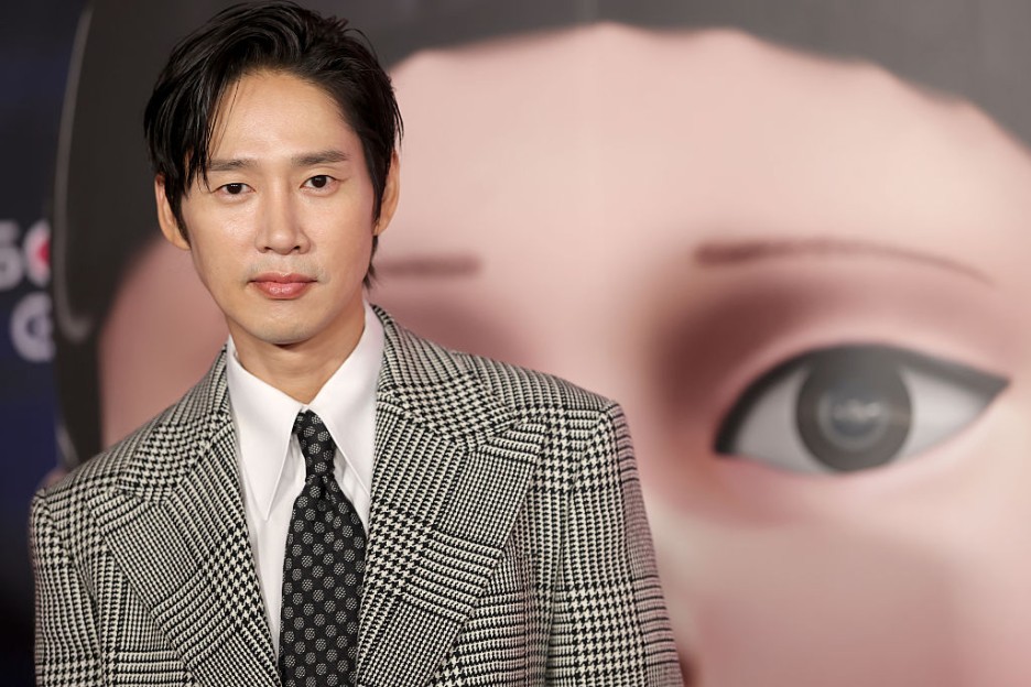 Squid Game Star Park Sung-hoon Responds to Backlash Over Transgender
