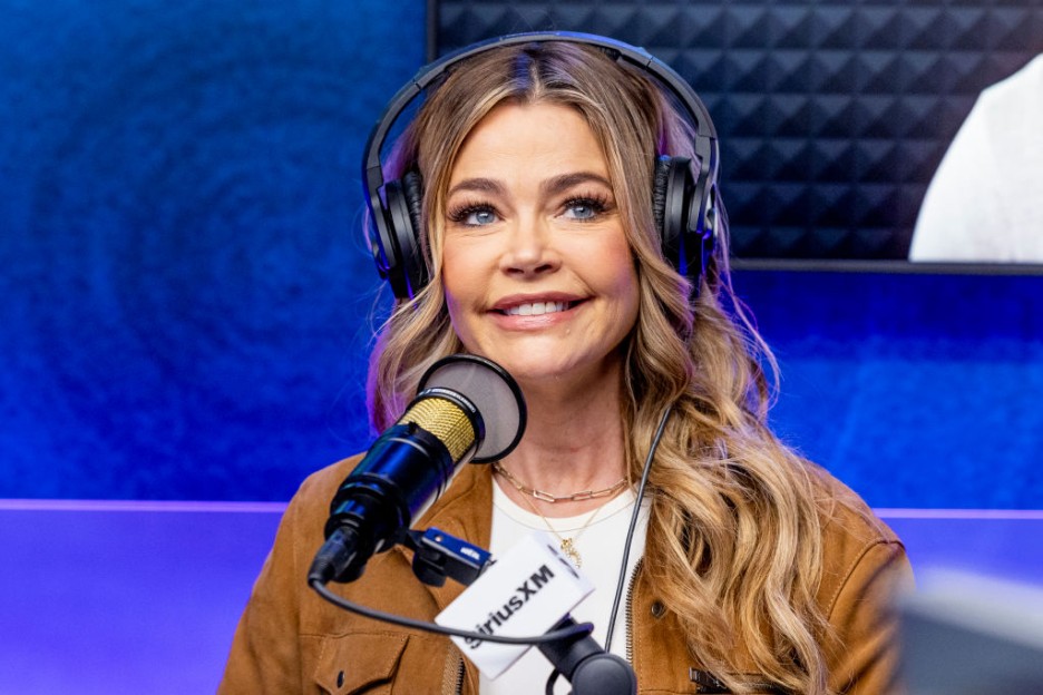 Denise Richards Spotted With Apparent Black Eye Amid Contentious Divorce