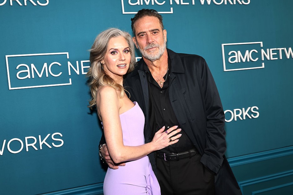 Hilarie Burton Shares Playful Sexting Moment With Husband Jeffrey Dean 