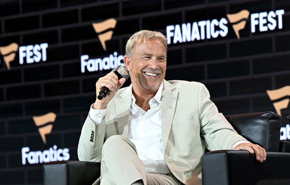 Kevin Costner Sparks Dating Buzz with Billionaire’s Ex-Wife Kelley Noonan
