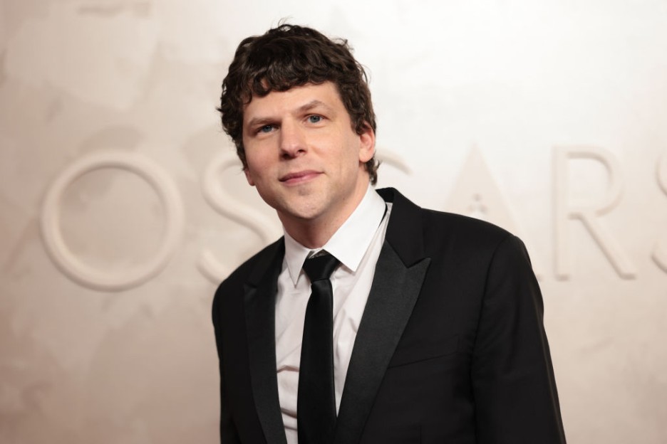 Jesse Eisenberg to Give Kidney to Unknown Recipient: ‘I Really