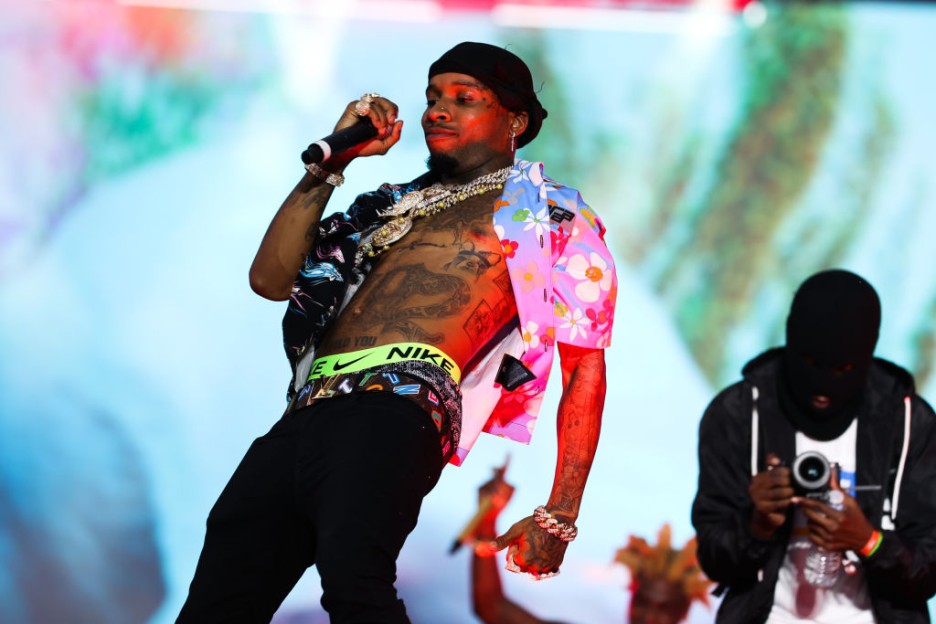 Tory Lanez Loses Bid to Dodge Deposition as Megan Thee