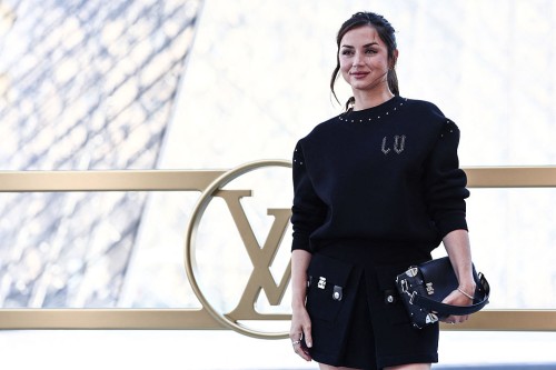 Ana de Armas Sparks Romance Rumors With Hunky Entrepreneur One