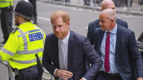 Prince Harry's Visa Delay Fuels Drug Use Cover-Up Rumors Ahead of King Charles' US Trip