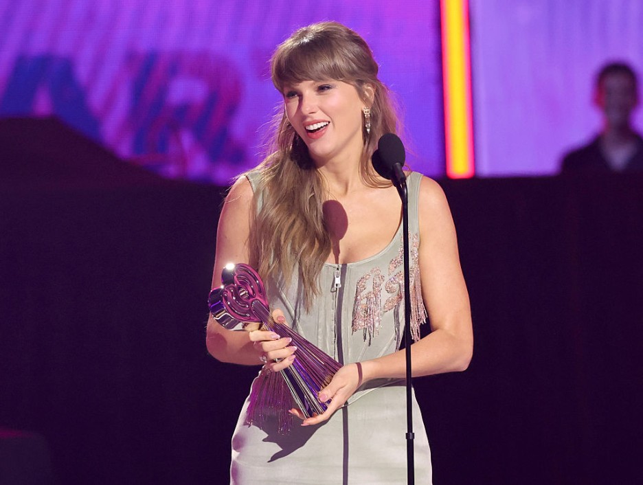 Taylor Swift Likely to Secure Songwriting Freedom in Prenup With