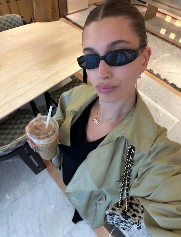 Hailey Bieber
